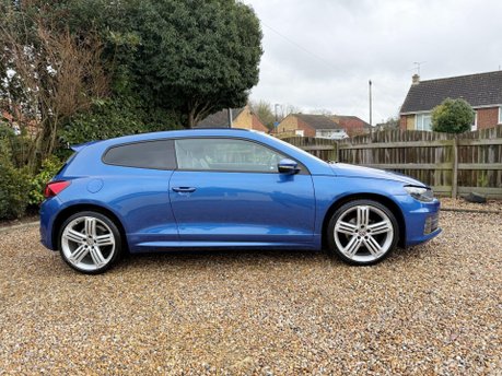 Volkswagen Scirocco 2.0 TDI BlueMotion Tech R-Line DSG Euro 6 (s/s) 3dr 4