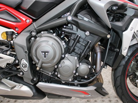 Triumph Street Triple 765 STREET TRIPLE RS 25