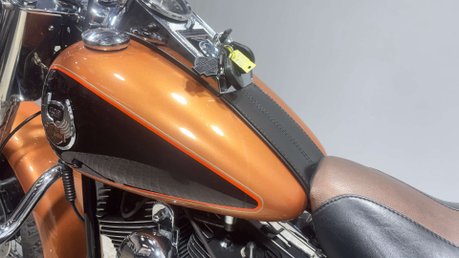 Harley-Davidson Softail 1584 FLSTC HERITAGE CLASSIC 2007 23K 1 OWNER NEW MOT 10