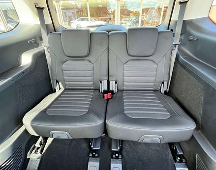 Ford Galaxy 2.5 Galaxy Titanium HEV CVT 5dr 71