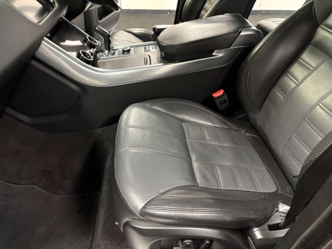 Land Rover Range Rover Sport SDV6 HSE 40