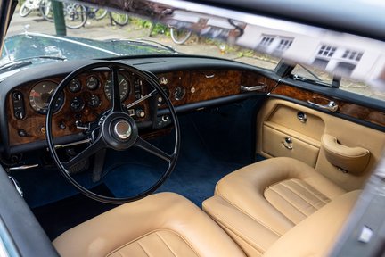 Bentley S3 Continental Coupe 12