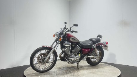 Yamaha XV 400 1995 37k running project bike spares or repair cruiser 400cc 5