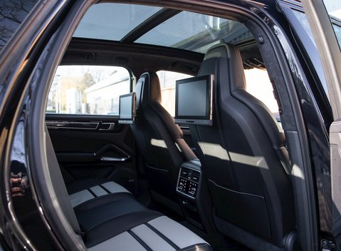 Porsche Cayenne Turbo 14