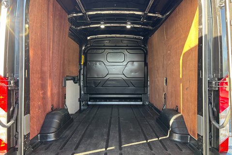 Ford Transit 350 Limited L2 H2 170ps Automatic Panel Van - Sat Nav / Rear Camera 13