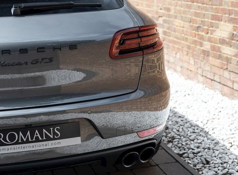 Porsche Macan GTS 23