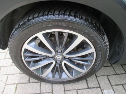Vauxhall Crossland X 1.2 Elite Nav Euro 6 5dr 11
