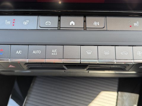 Vauxhall Astra 1.2 Turbo 130 Griffin 5dr 26