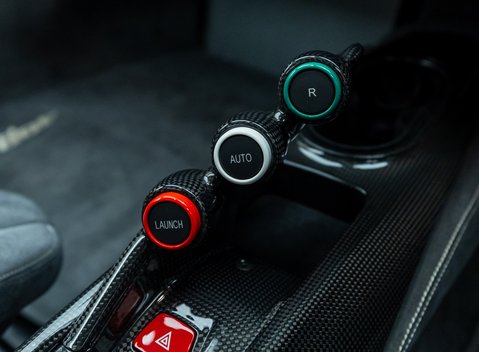 Ferrari 488 Pista 21