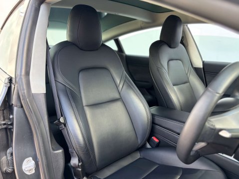 Tesla Model 3 Model 3 Long Range AWD 4WD 4dr 14