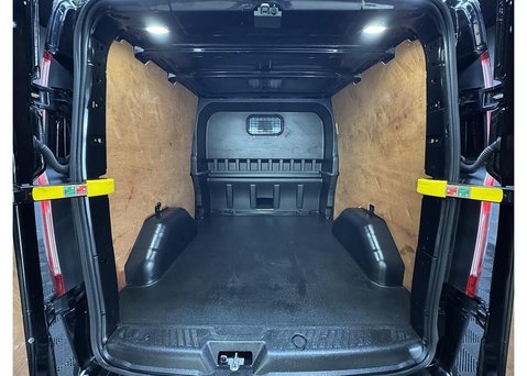 Ford Transit Custom 2.0 300 EcoBlue Limited Crew Van Double Cab 5dr Diesel Auto L2 H1 Euro 6 (s 45