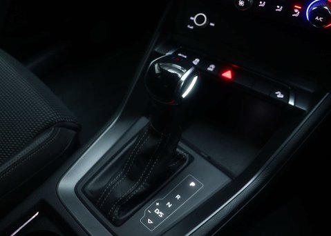 Audi Q3 1.5 Q3 Black Edition 35 TFSI MHEV Semi-Auto 5dr 34