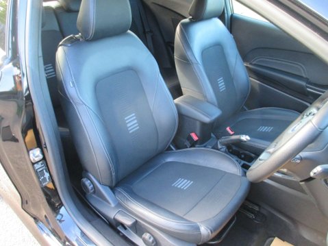 Ford Fiesta 1.0T EcoBoost ST-Line X Euro 6 (s/s) 3dr 22
