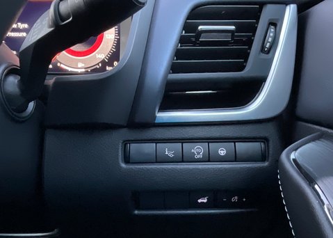 Nissan Qashqai DIG-T TEKNA MHEV 24