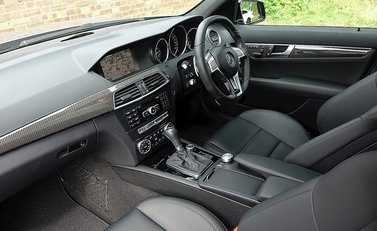 Mercedes-Benz C Class AMG 11