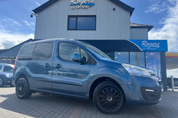 Citroen Berlingo Multispace 1.6 BlueHDi Feel Multispace MPV Wheel Chair Ramp 4