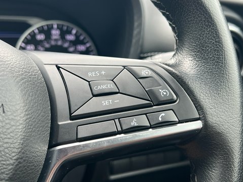 Nissan Juke N-CONNECTA 32