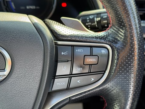 Lexus Ux 2.0 250h F Sport (Premium Plus) E-CVT E-FOUR Euro 6 (s/s) 5dr (Sunroof) 55