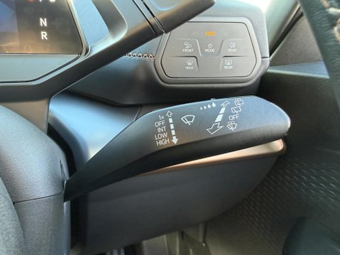Cupra Born 58kWh V2 Hatchback 5dr Electric Auto (204 ps) 37