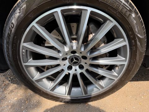 Mercedes-Benz GLC GLC 250 4MATIC AMG LINE 48
