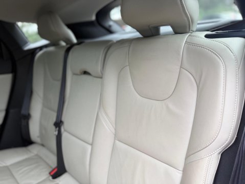 Volvo V40 1.6 D2 SE Lux Nav Euro 5 (s/s) 5dr 11