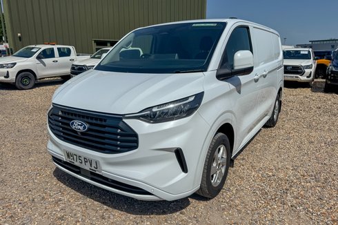 Ford Transit Custom SWB L1H1 Low Roof Limited 320 Air Con Alloys Sensors EURO 6