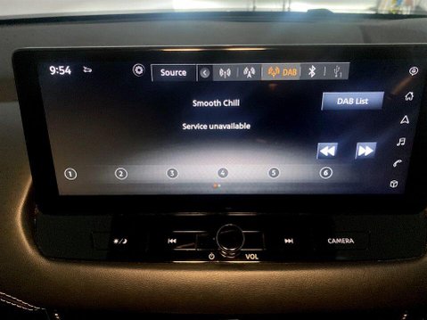 Nissan Qashqai 1.3 DIG-T MHEV N-Connecta SUV 5dr Petrol Hybrid Manual Euro 6 (s/s) (140 ps 15
