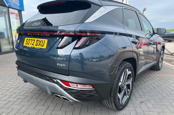 Hyundai TUCSON 1.6h T-GDI ULTIMATE AUTO PETROL HYBRID 10