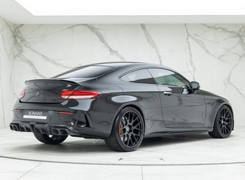 Mercedes-Benz C63 S AMG Coupe Brabus 5