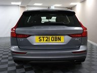Volvo V60 B4 CROSS COUNTRY AWD MHEV 8