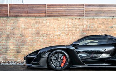 McLaren Senna 33