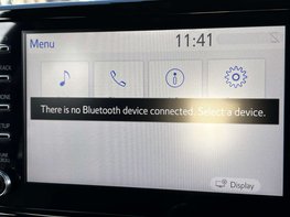 Toyota Yaris 1.5 Yaris Design HEV CVT 5dr 49