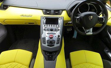 Lamborghini Aventador LP720-4 50th Anniversary 10