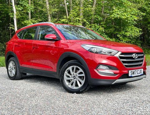 Hyundai TUCSON 2.0 Tucson SE Nav CRDi Auto 4WD 5dr 1