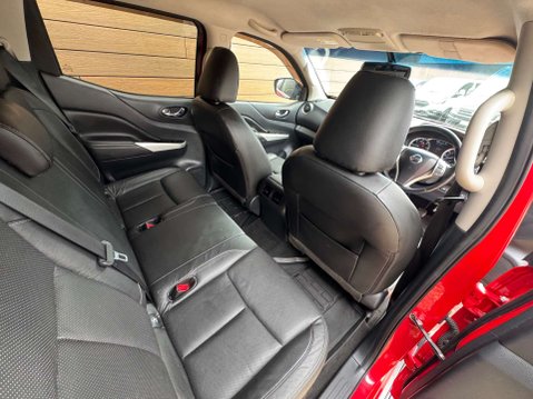 Nissan Navara 2.3 Navara Tekna dCi 4WD 5dr 24
