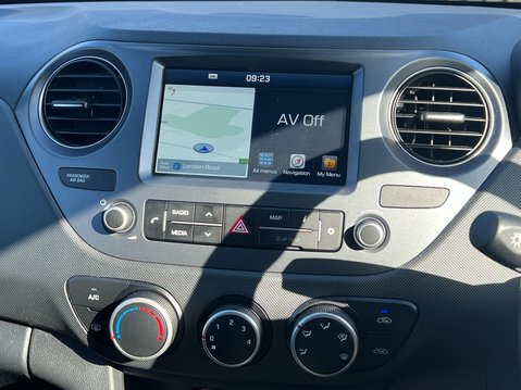 Hyundai i10 GO SE 12