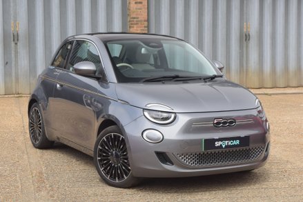Fiat 500e La Prima