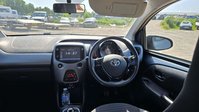 Toyota Aygo 1.0 VVT-i x-trend Funroof 5dr Petrol x-shift Euro 6 (71 ps) 13