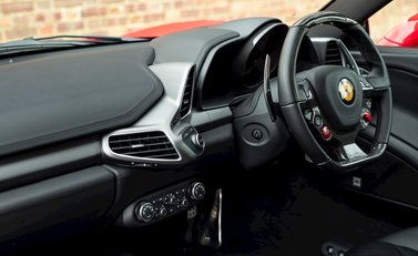 Ferrari 458 Italia 14