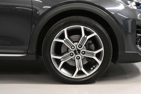 Kia Xceed 1.5 XCeed 3 ISG 5dr 23