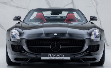 Mercedes-Benz SLS AMG ROADSTER 10