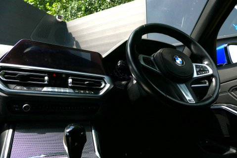 BMW 3 Series 2.0 330e M Sport Auto 5dr 25
