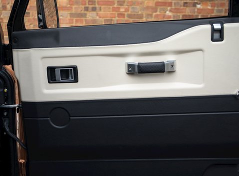 Land Rover Defender 90 Autobiography Edition 21