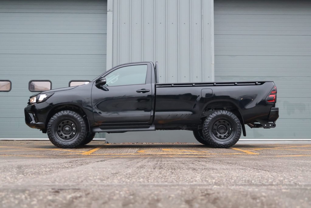 Toyota Hilux BRAND NEW ACTIVE 4WD D-4D S/C SINGLE CAB BIG STYLING SPEND AT SEEKER UK 11