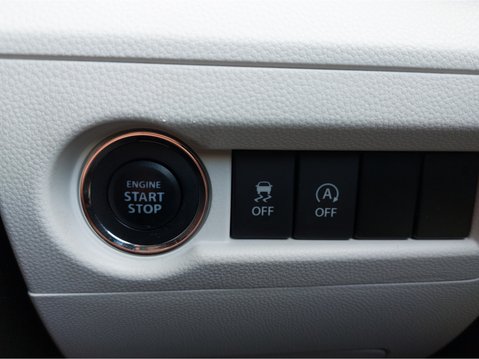 Suzuki Ignis 1.2 Dualjet SHVS SZ5 ALLGRIP 5dr 31