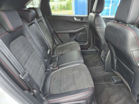 Ford Kuga 1.5 EcoBlue ST-Line SUV 5dr Diesel Auto Euro 6 (s/s) (120 ps) 19