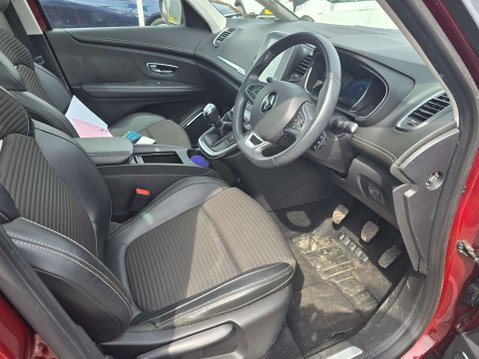 Renault Scenic 1.5 Scenic Dynamique S Nav dCi Hybrid 5dr 5