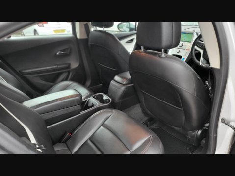 Chevrolet Volt E-REV1 18