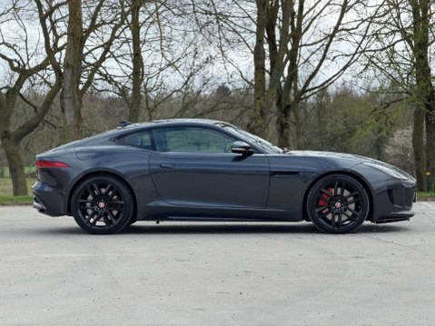 Jaguar F-Type 5.0 F-Type V8 R AWD Auto 4WD 3dr 19