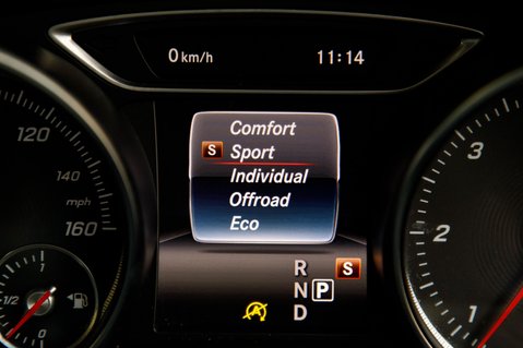 Mercedes-Benz GLA Class GLA 200 D 4MATIC AMG LINE PREMIUM PLUS 36